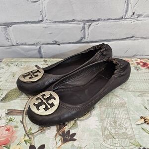 Tory Burch Reva Flats in Dark Brown Leather